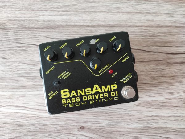 有名なブランド BASS SANSAMP Tech21 DRIVER V1前期(初期)型 DI